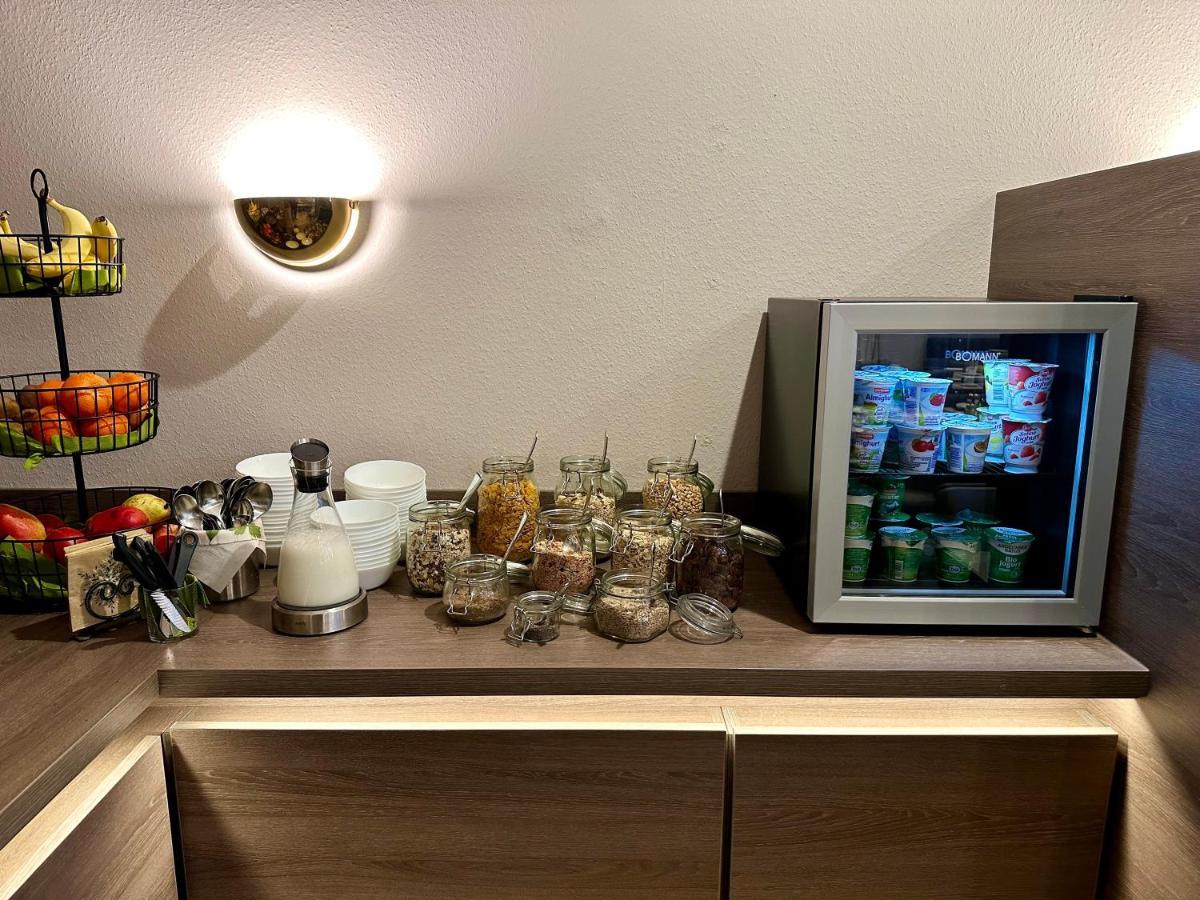 Hotel Bronnbacher Hof Wertheim Bagian luar foto