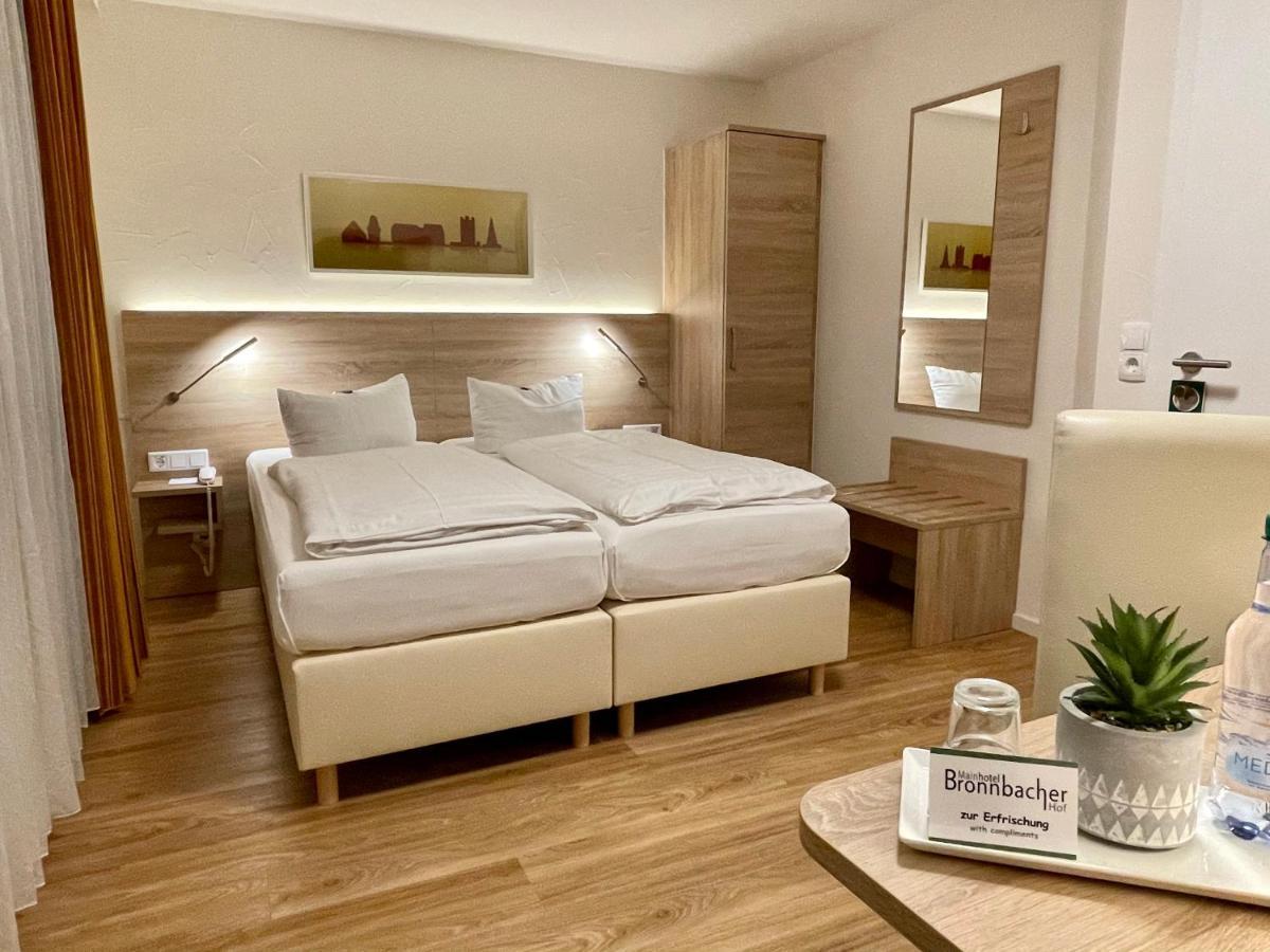 Hotel Bronnbacher Hof Wertheim Bagian luar foto