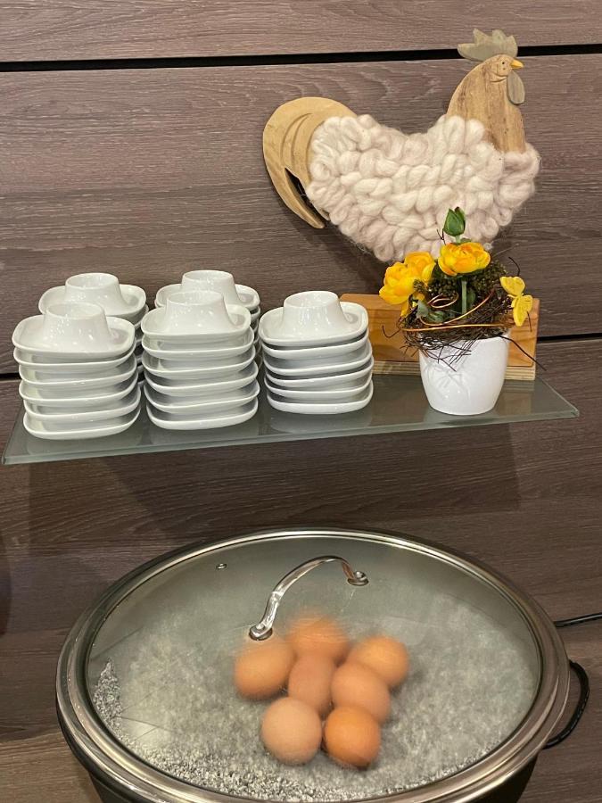 Hotel Bronnbacher Hof Wertheim Bagian luar foto