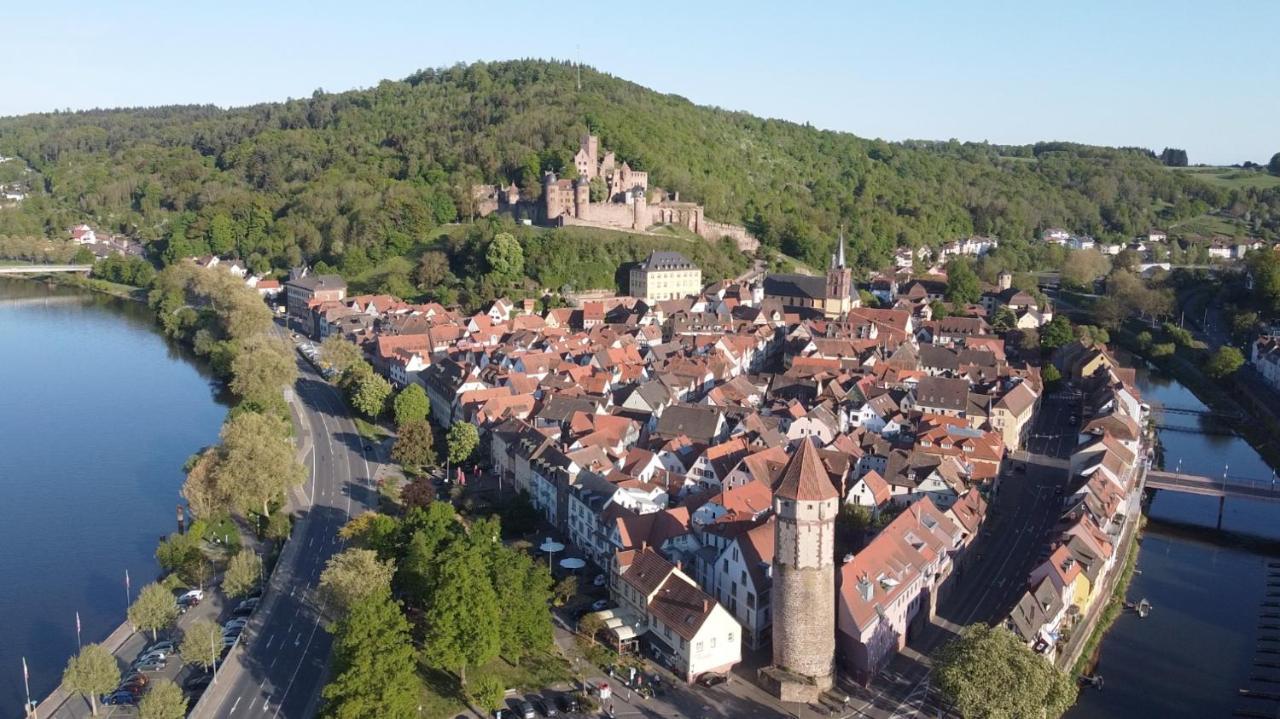 Hotel Bronnbacher Hof Wertheim Bagian luar foto